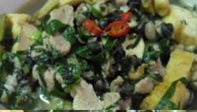 Chuối xáo đậu ốc (Hát Môn)
